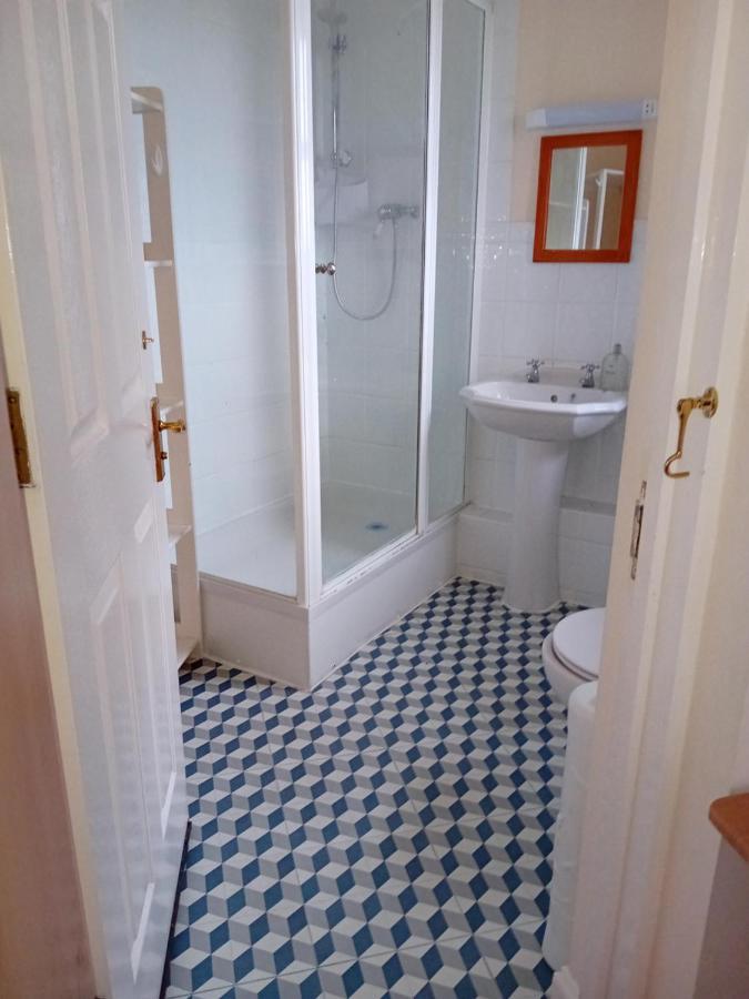 Ensuite Double Room Londres Exterior foto
